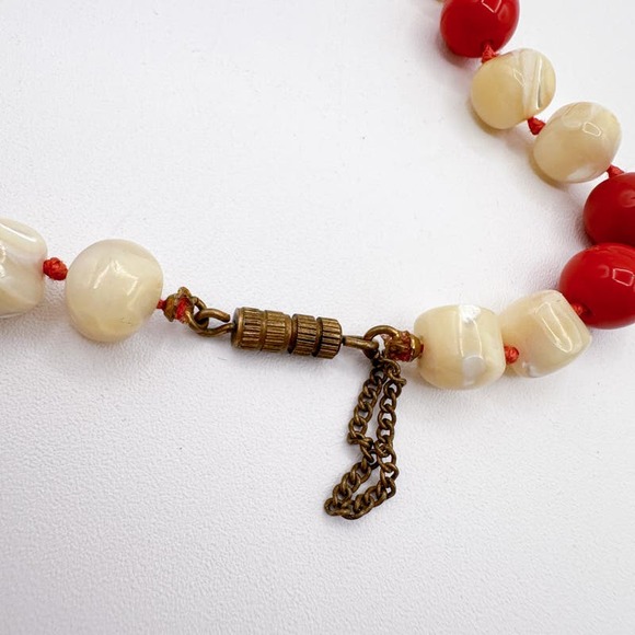 Vintage Red Coral and Freshwater Pearl Knotted Necklace with Barrel Clasp 22" - Picture 12 of 13
